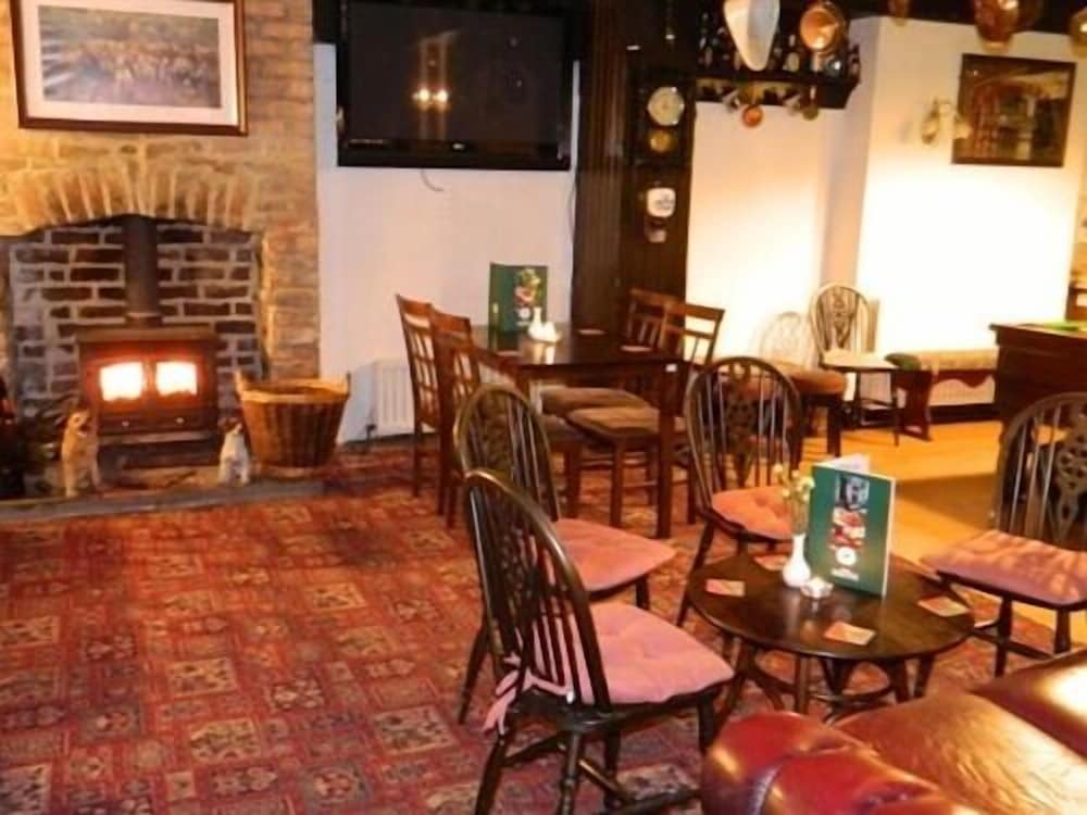 The Royal Oak 14/19