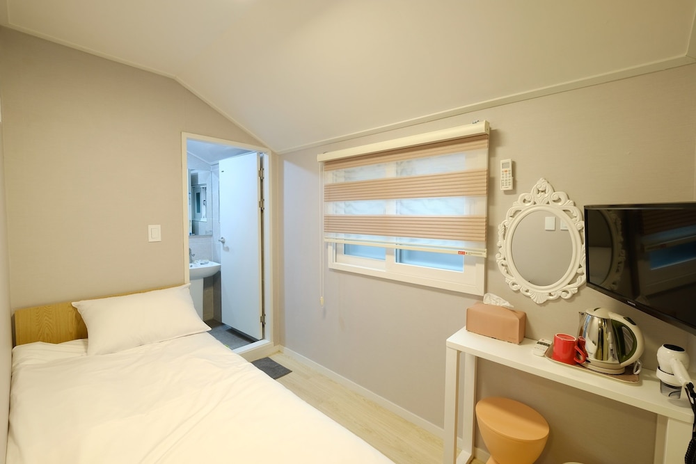 Daol Guest House 17/49