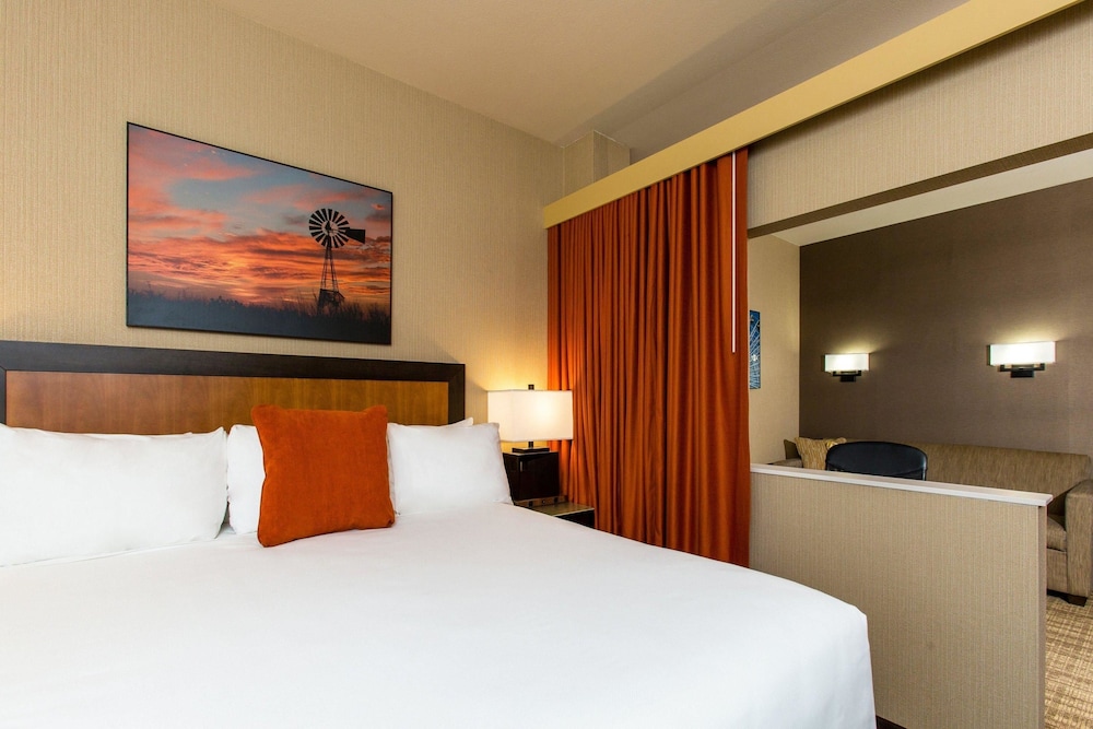 Cambria Hotels Plano Frisco 9/50