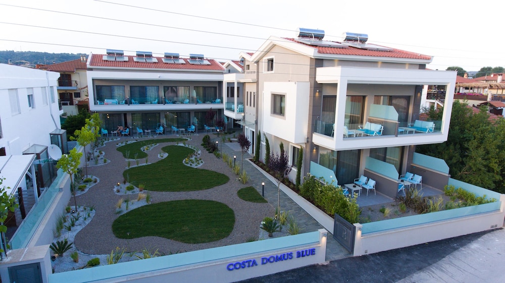 Costa Domus Blue Luxury Apartments 2/50