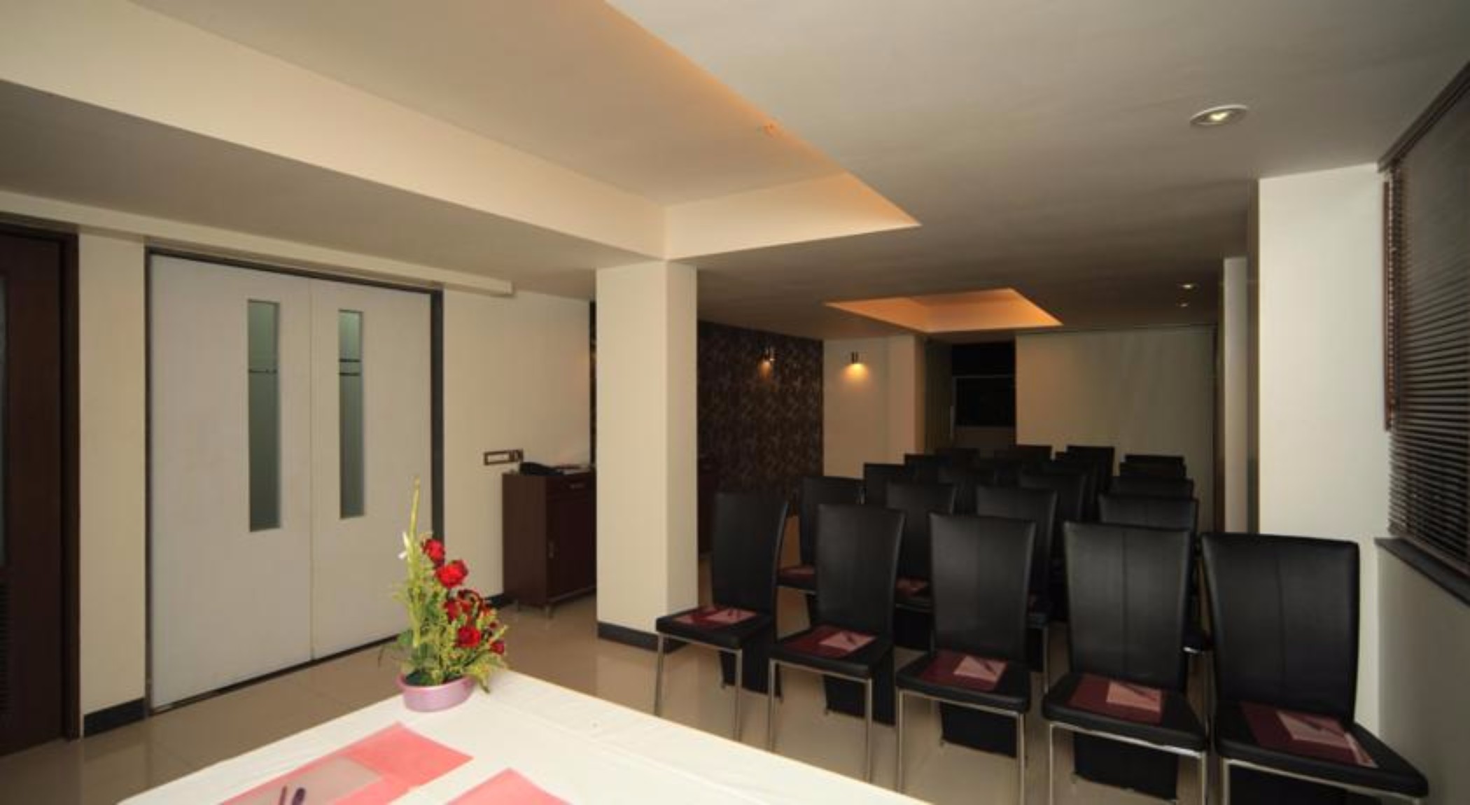 Centurion Hotel 20/24