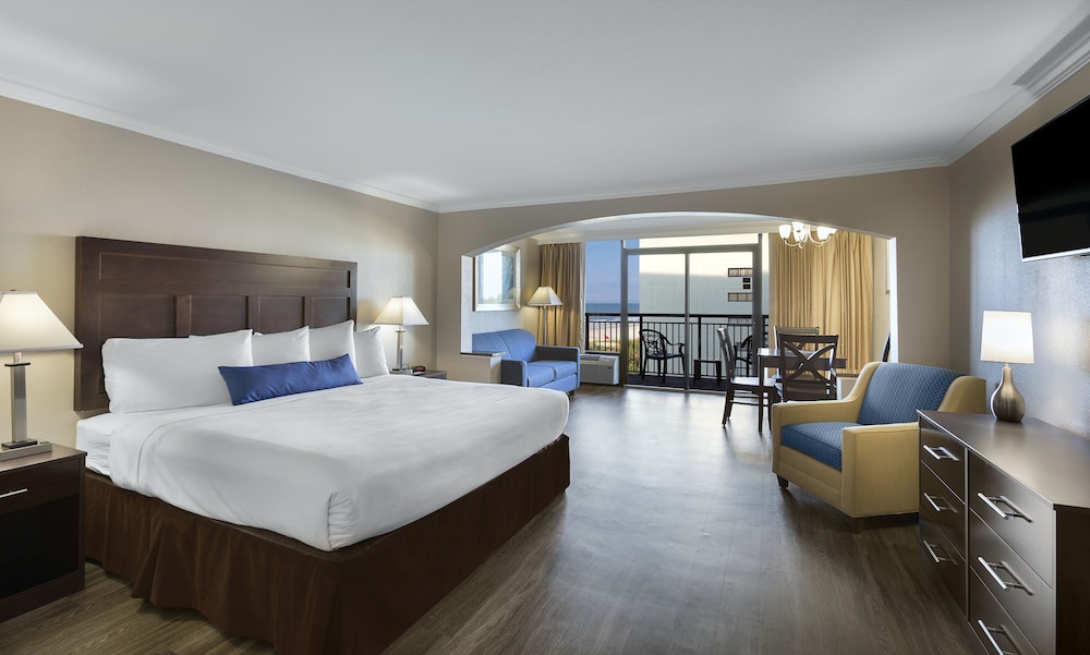 The Caravelle Resort 35/77