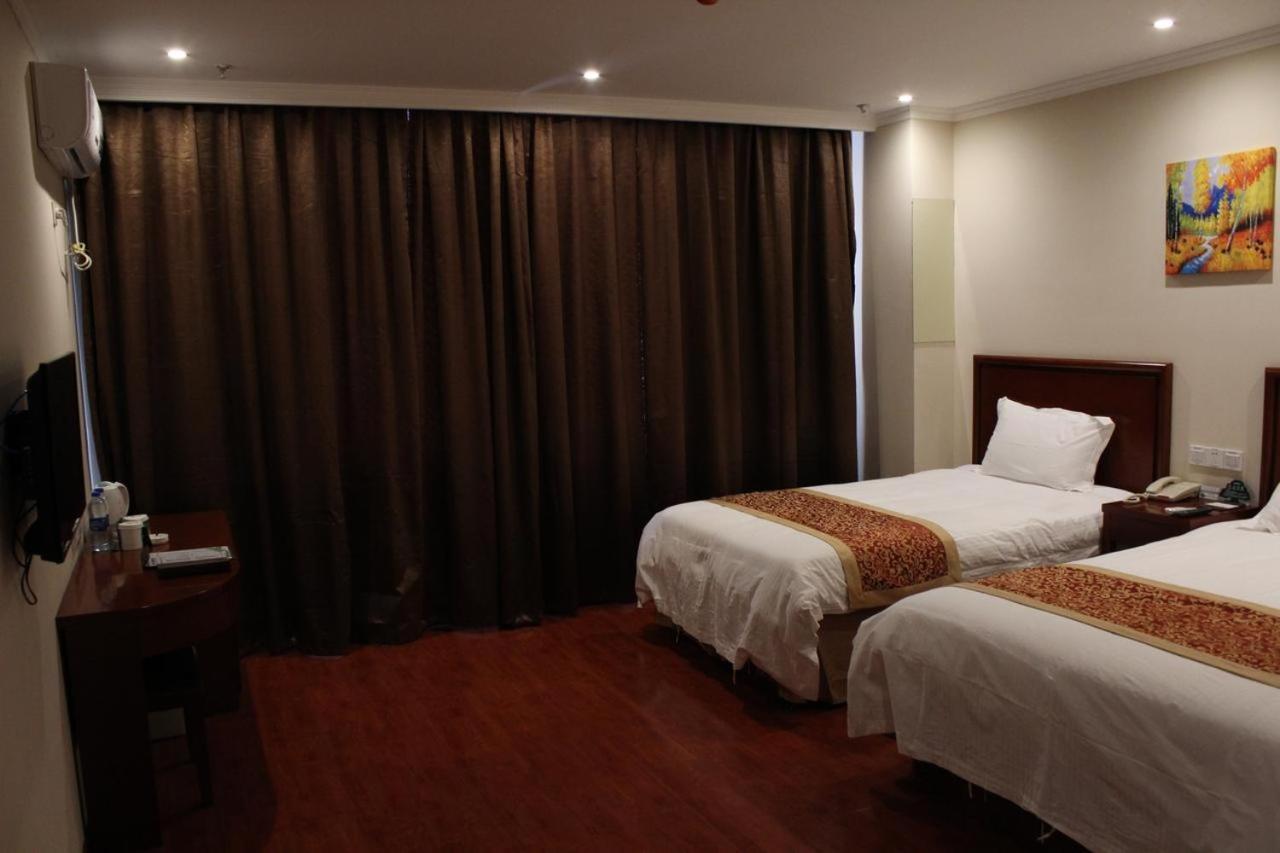 Gem Fuyang City Linquan County Jiangziya Plaza Hotel 29/35