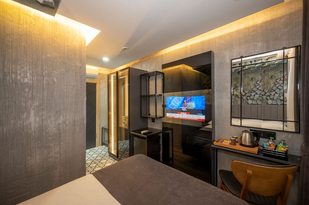 Continental Airport Hotel 40/49