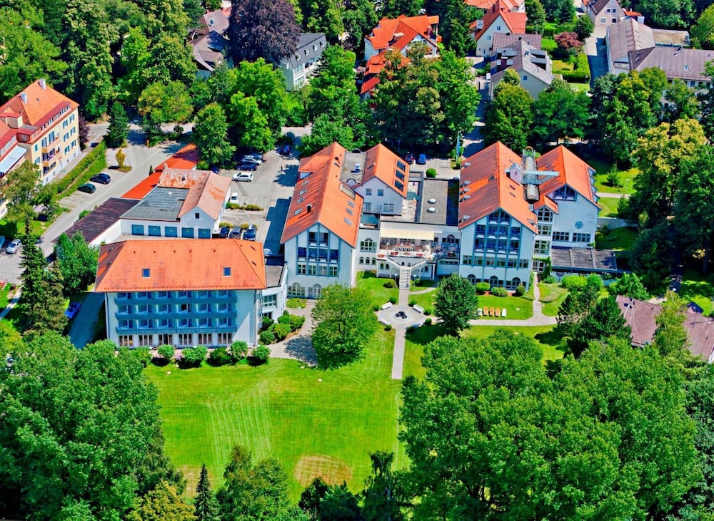 HOTEL SONNENGARTEN 54/60