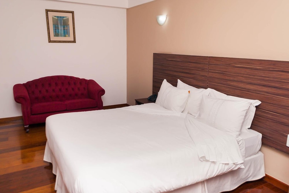 ABBA HOTEL 16/44