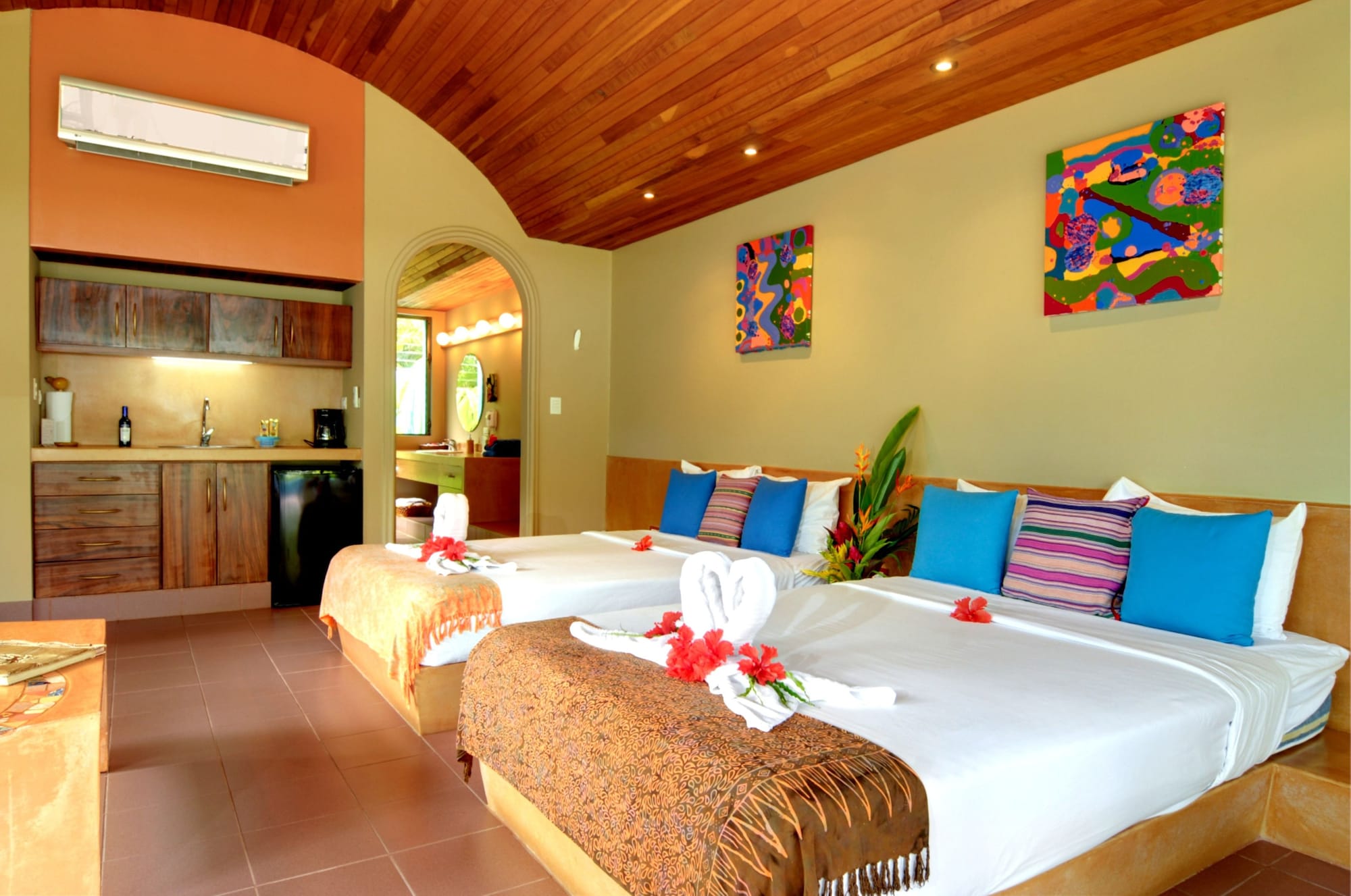 Bungalow, 2 Double Beds, Beach Front