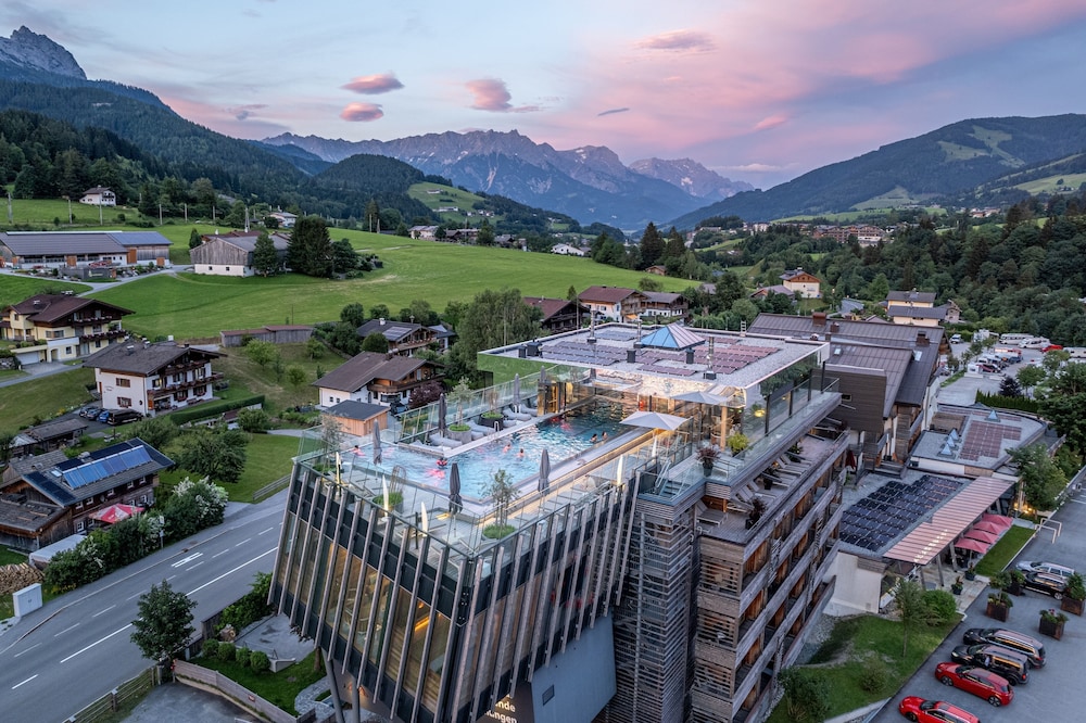 Salzburgerhof Hotel 8/71
