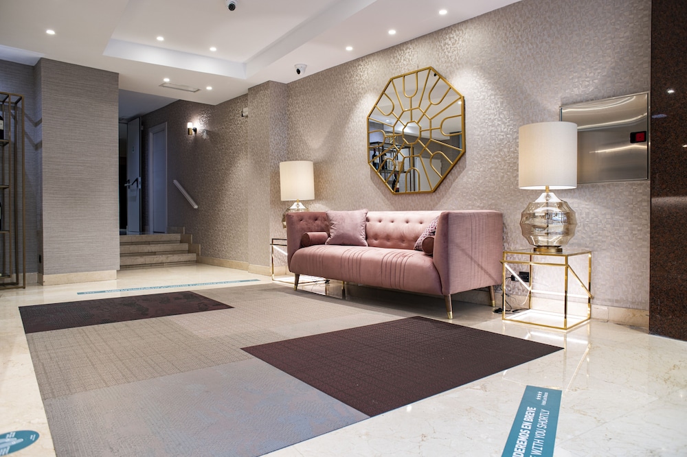 Hotel Los Bracos 35/53