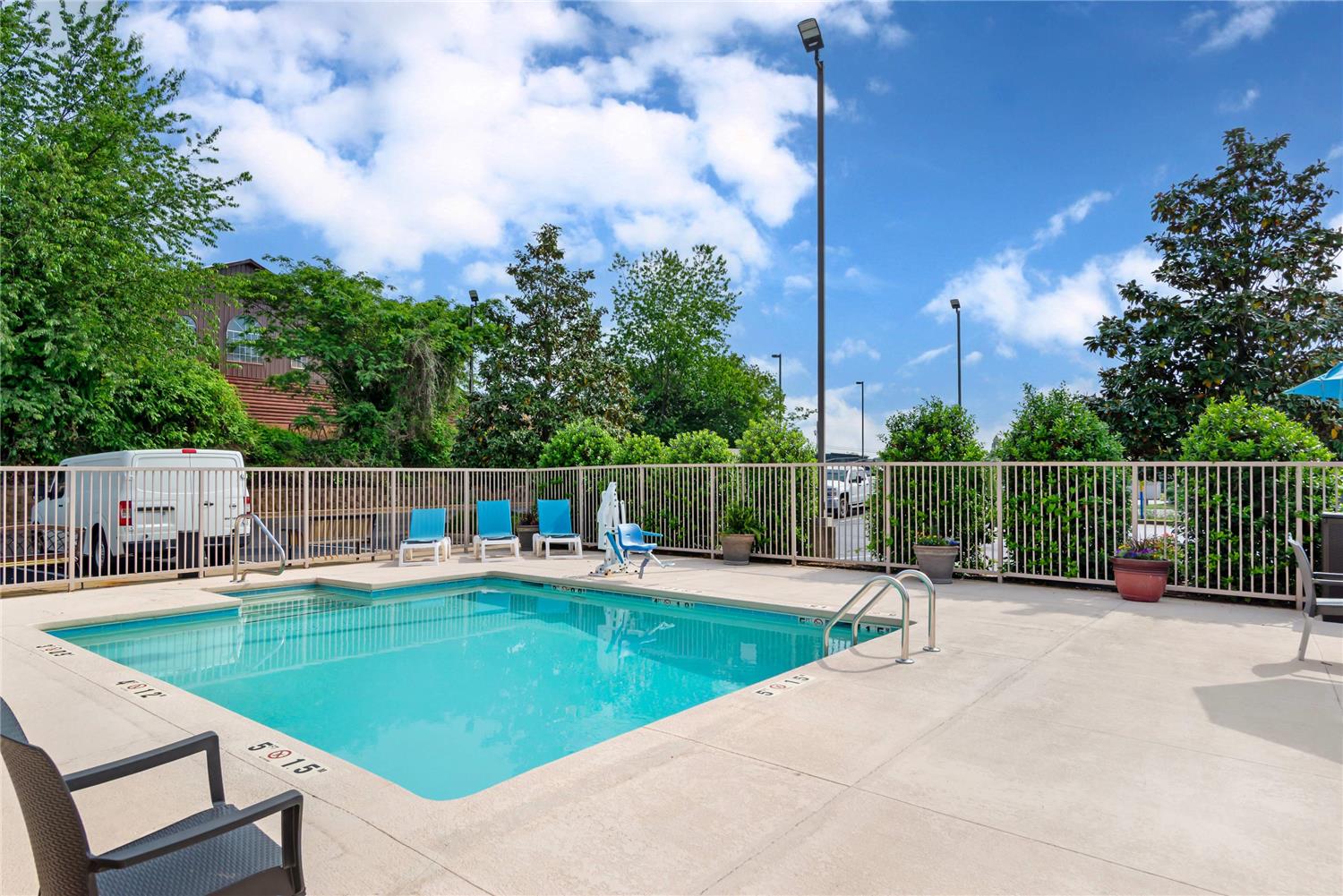 Comfort Suites Oxford I-20 exit 188 45/45
