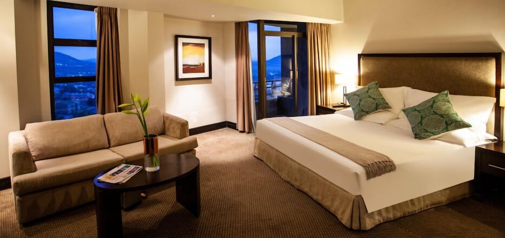 Avani Lesotho Hotel & Casino 12/50