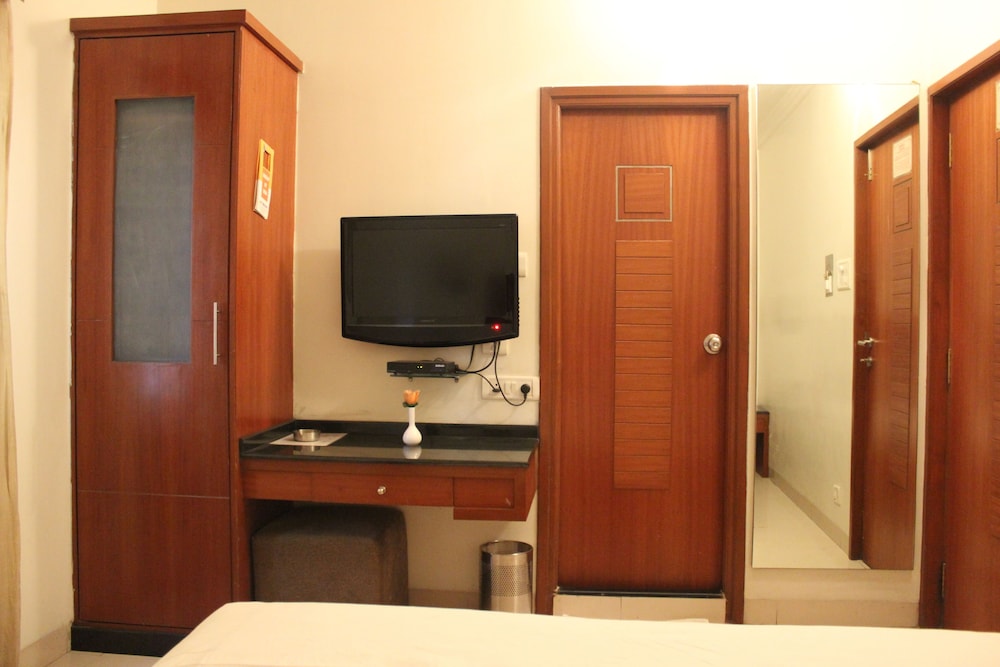 Stay Inn 38/47