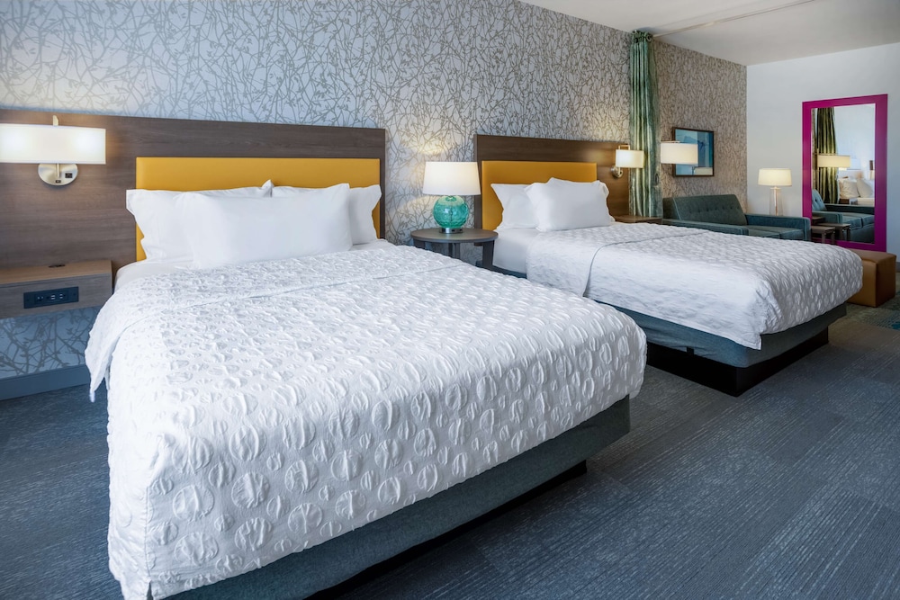 ROOM, 2 QUEEN BEDS, ACCESSIBLE