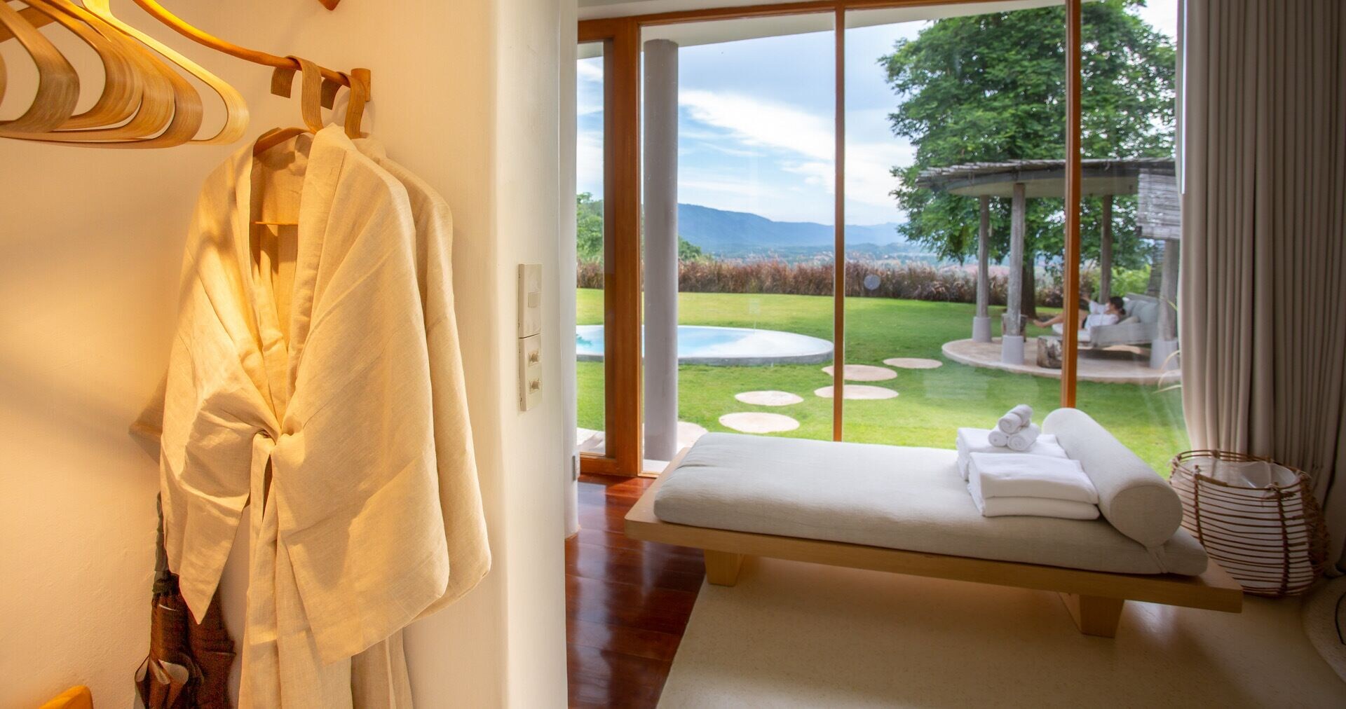 1 BEDROOM, SUITE, VILLA, WITH POOL