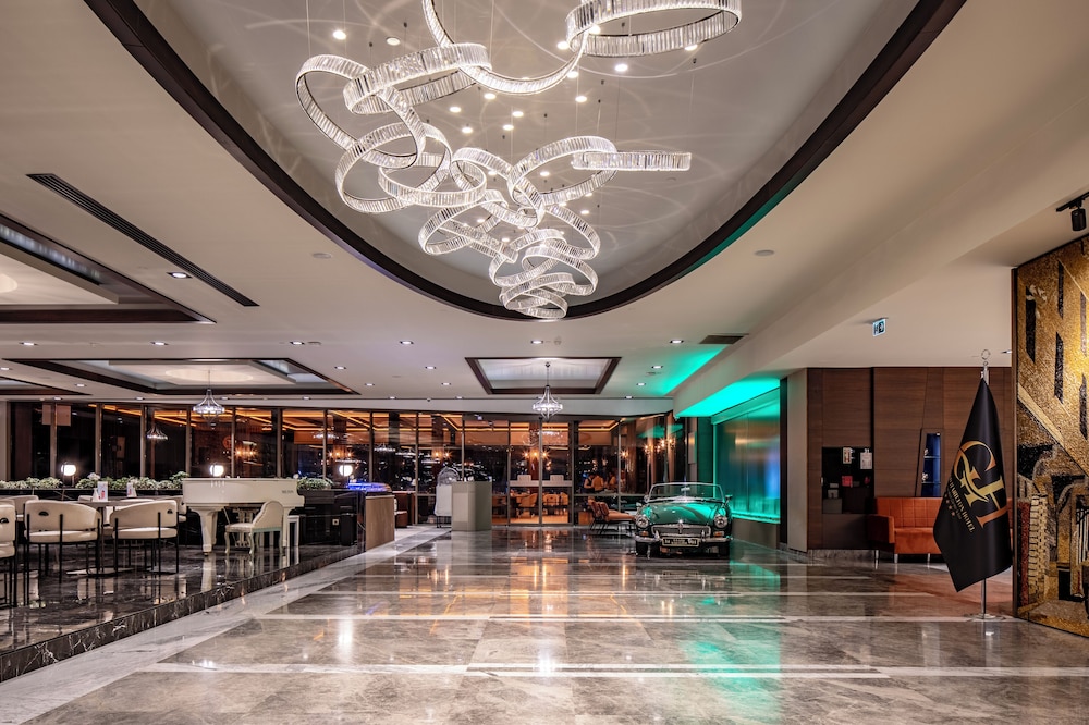 Grand Harilton Hotel 6/65