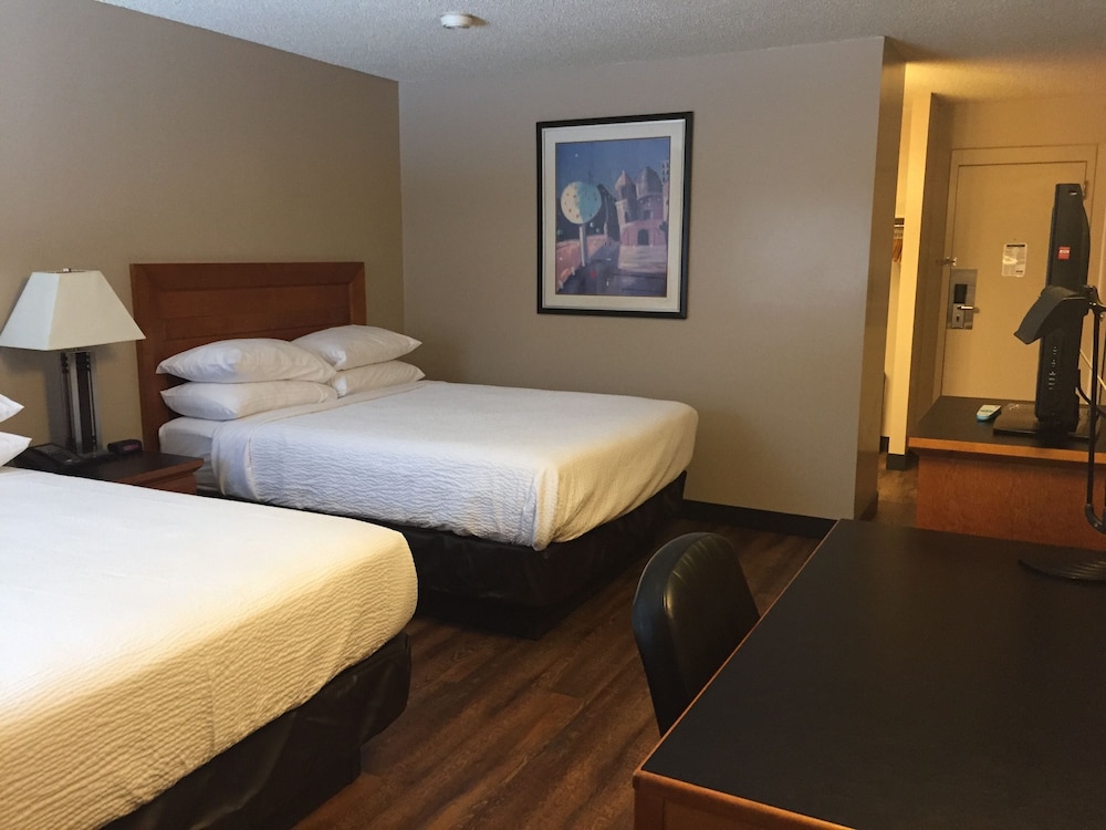 Royal Hotel 10/53