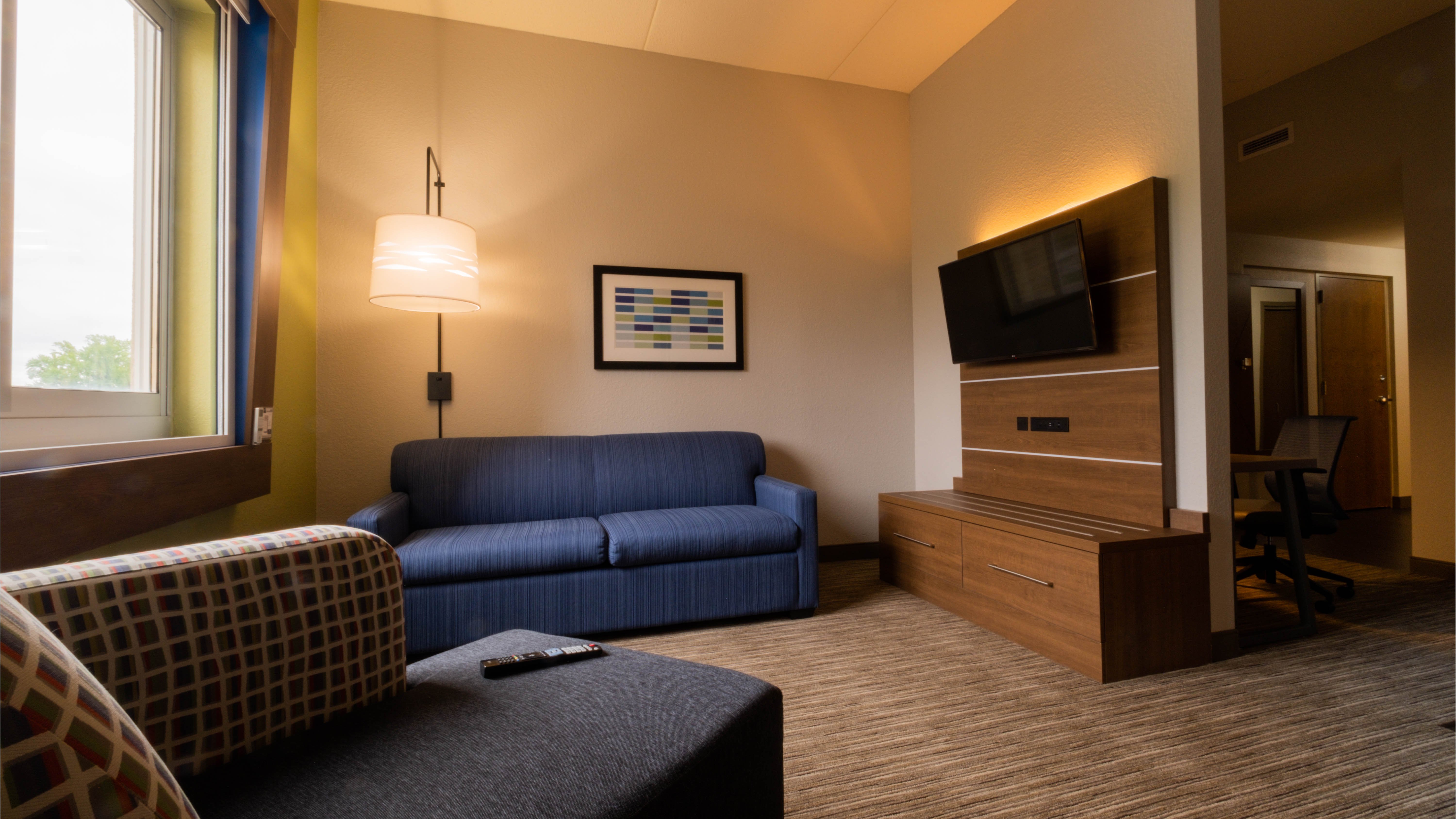 Holiday Inn Express Hotel And Suites Mankato East 50/76