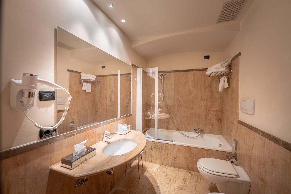 Valle Di Assisi Hotel & Spa 64/64