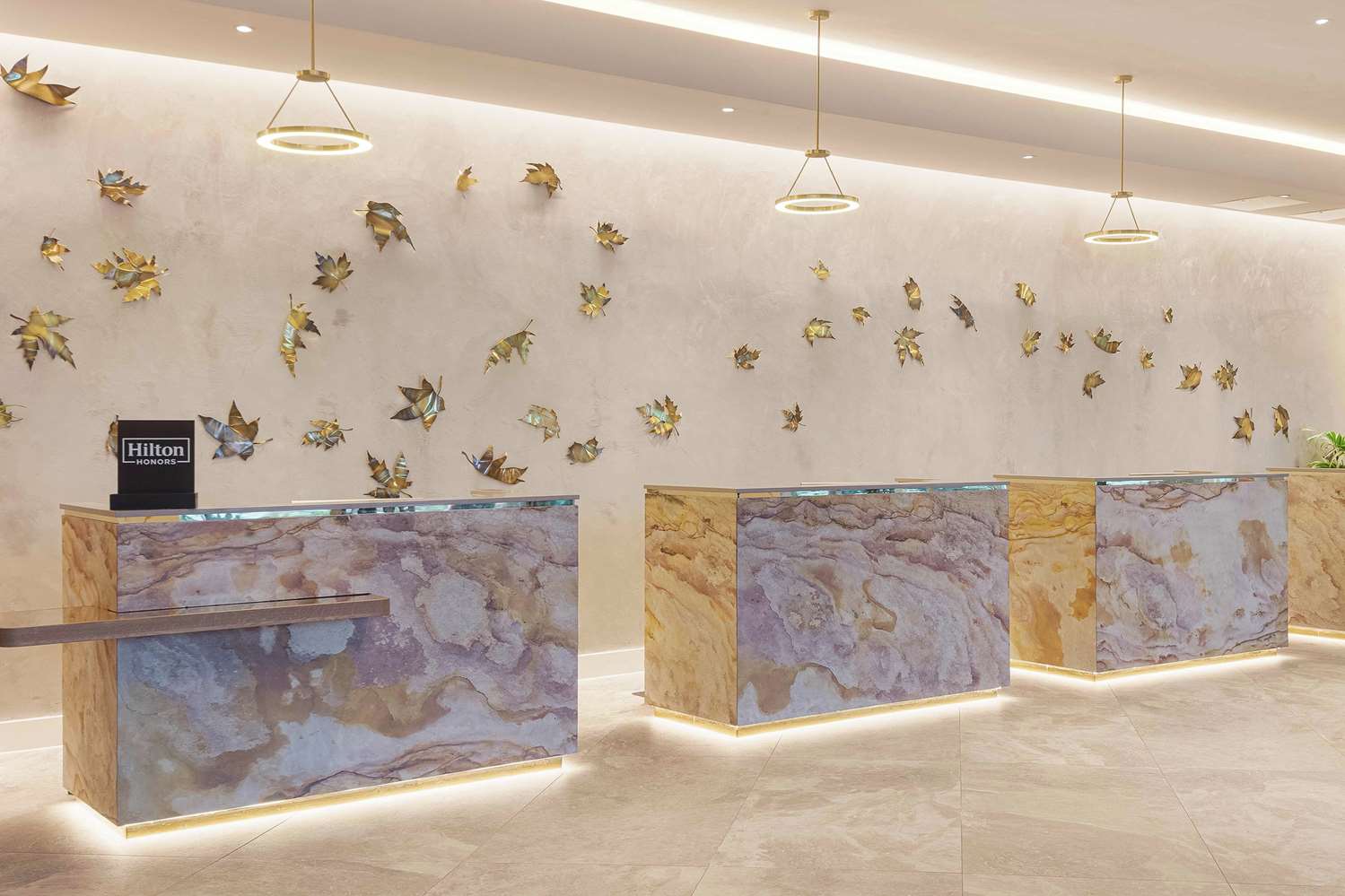Lobby at Hilton London Angel Islington, LONDON