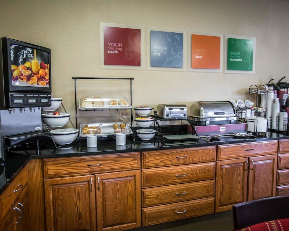 Comfort Inn Morris I-80 37/43