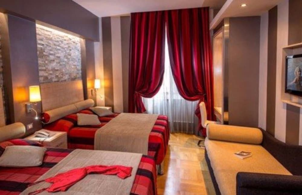 Morgana Hotel 38/71