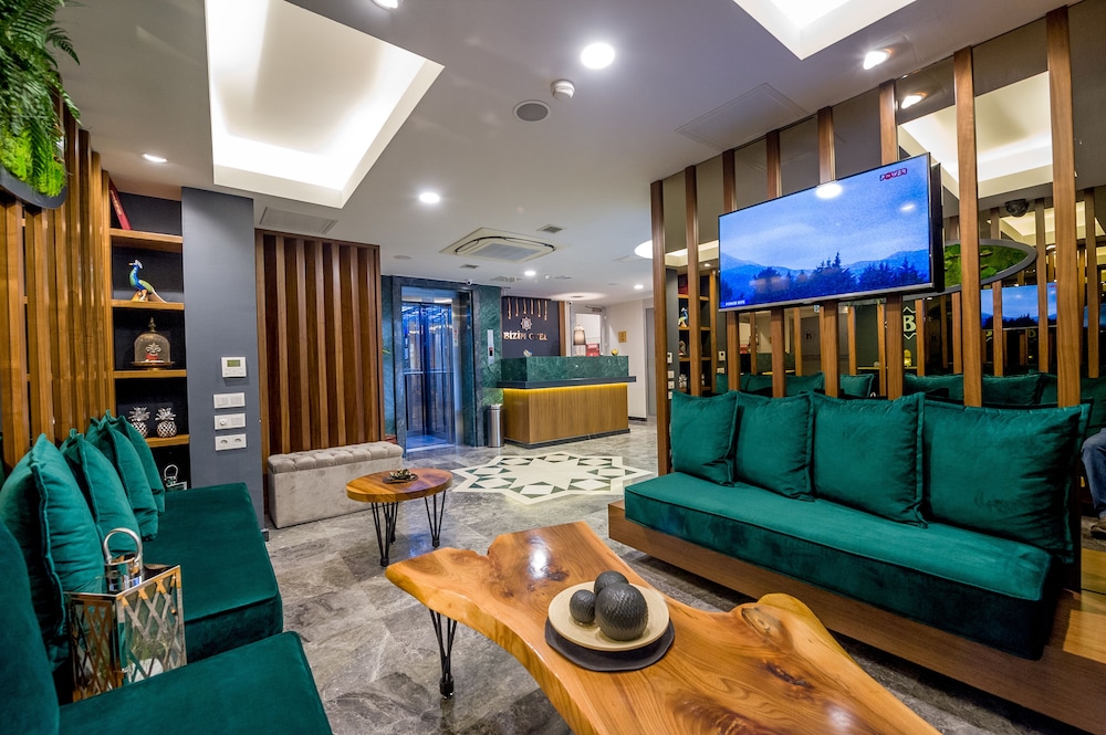 Bizim Hotel 47/64