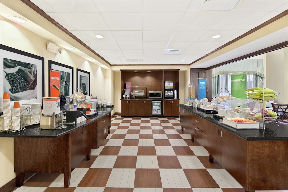 Hampton Inn And Suites Savannah-Airport 24/29