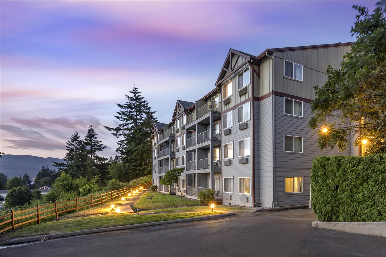 Best Western Plus Columbia River Inn 2/63