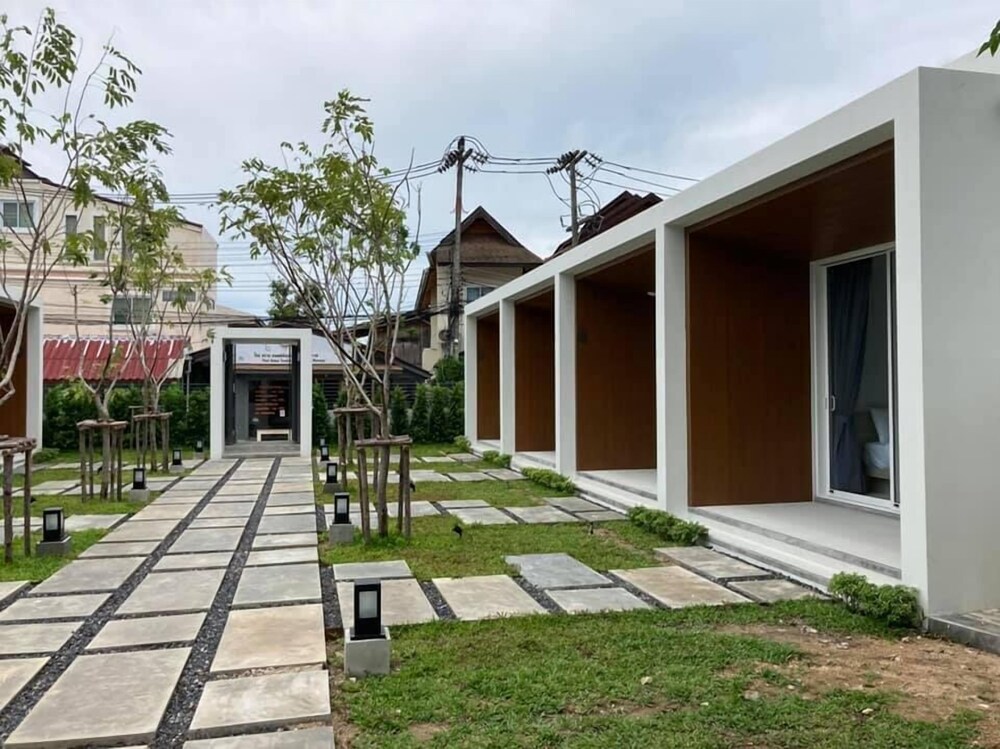 Baan Fah Resort 82/89