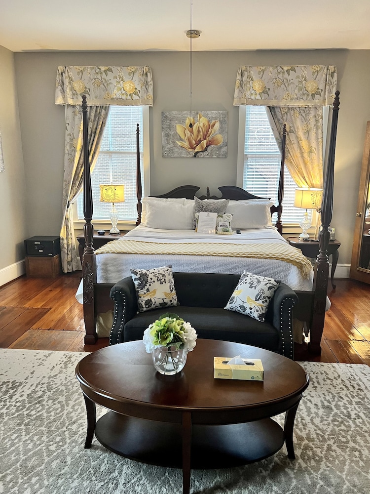 Barksdale House Inn 43/59