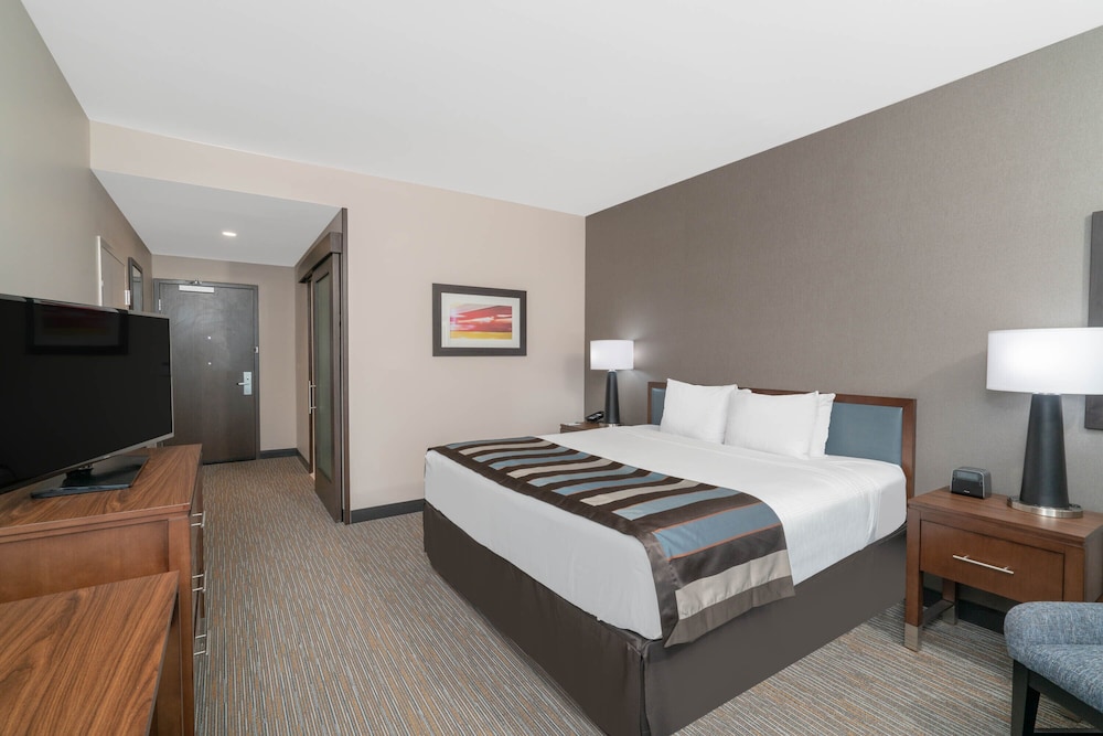 Courtyard by Marriott Seattle SeaTac Airport 11/49