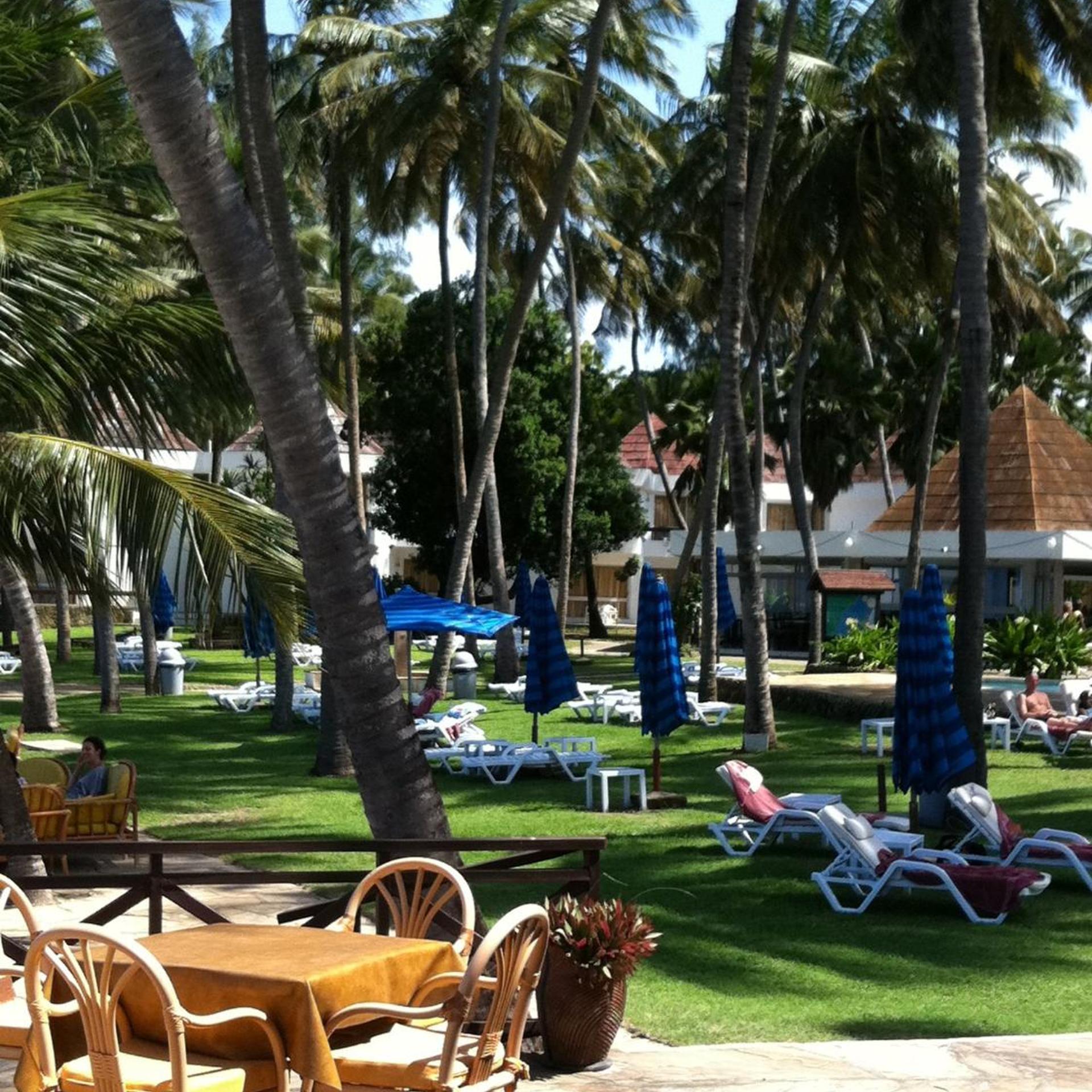 Kenya Bay Beach Hotel 21/46