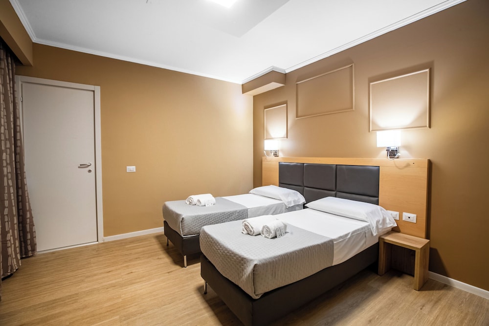 Eurhotel 19/34