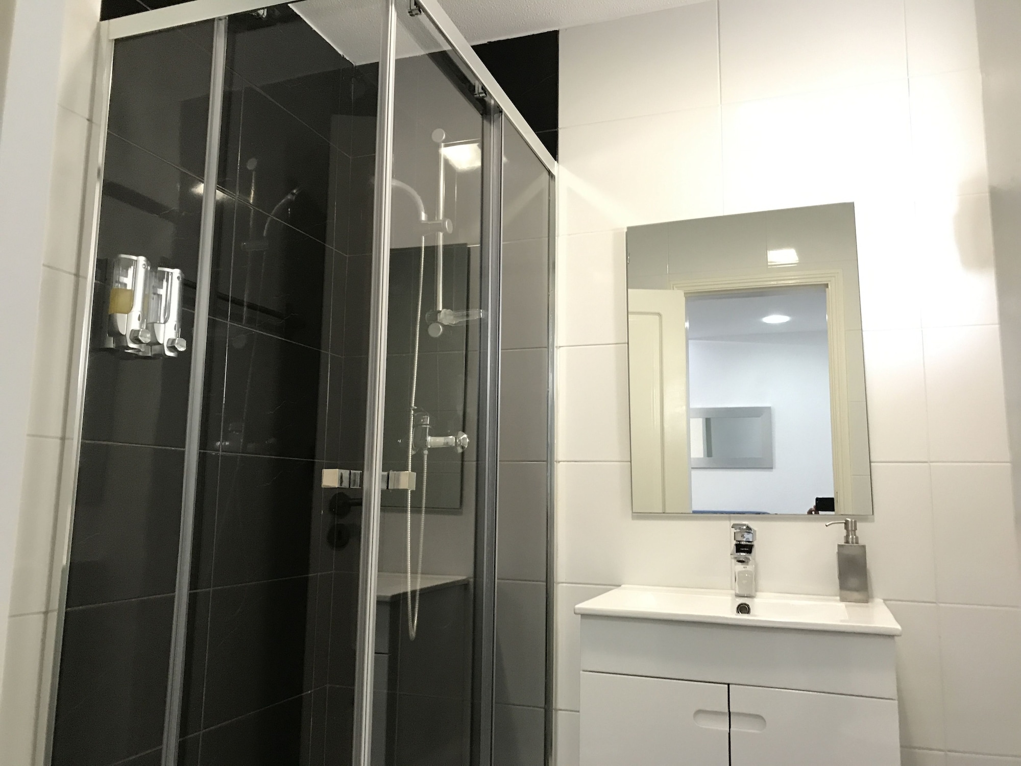 1 BEDROOM, APARTMENT, BALCONY