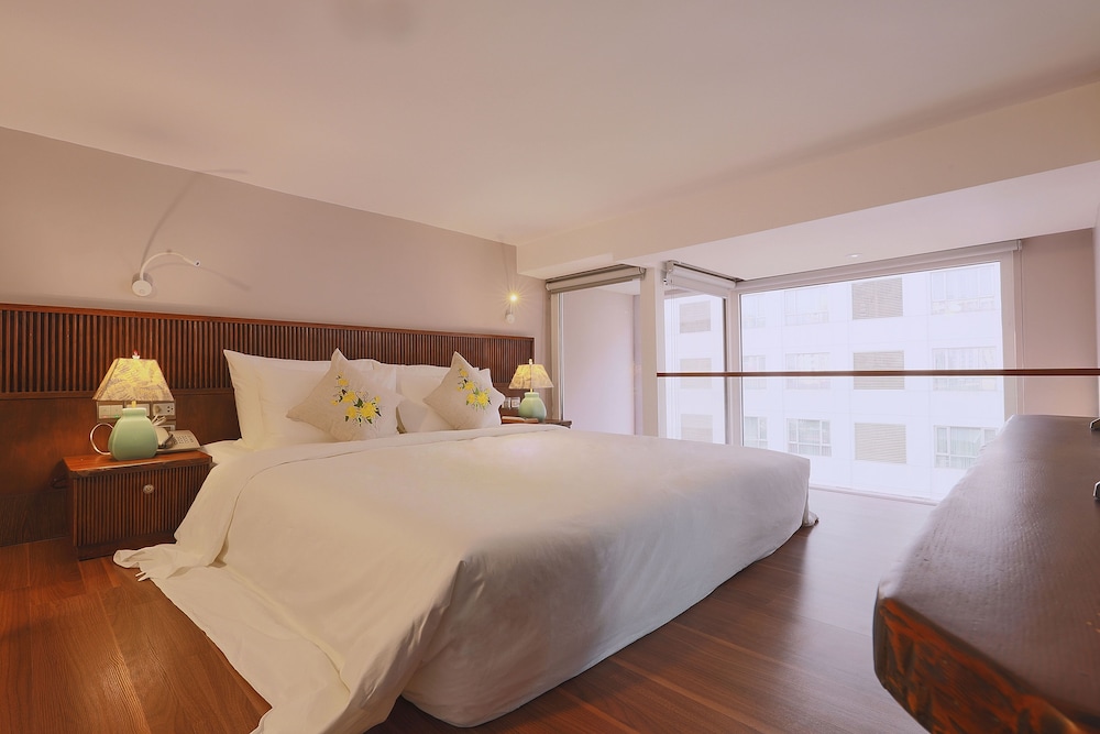 Cherry Boutique Hotel 18/50