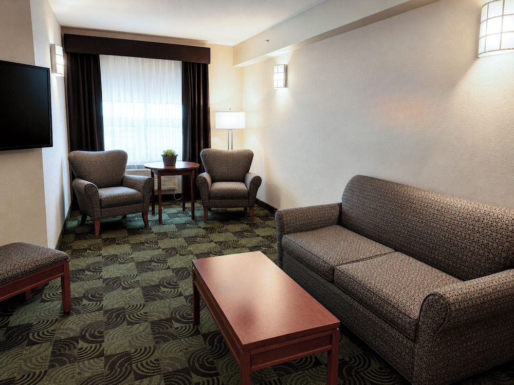 Deerfoot Inn Casino 44/70