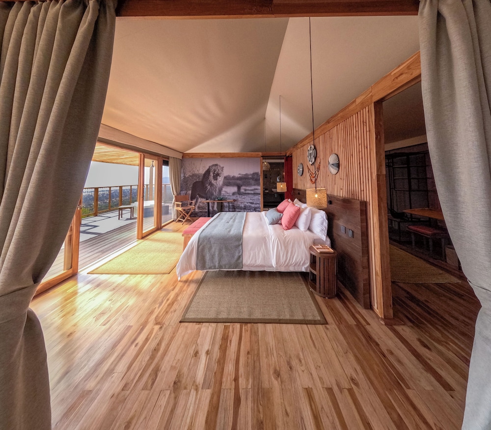 Neptune Serengeti Luxury Tented Camp 12/50