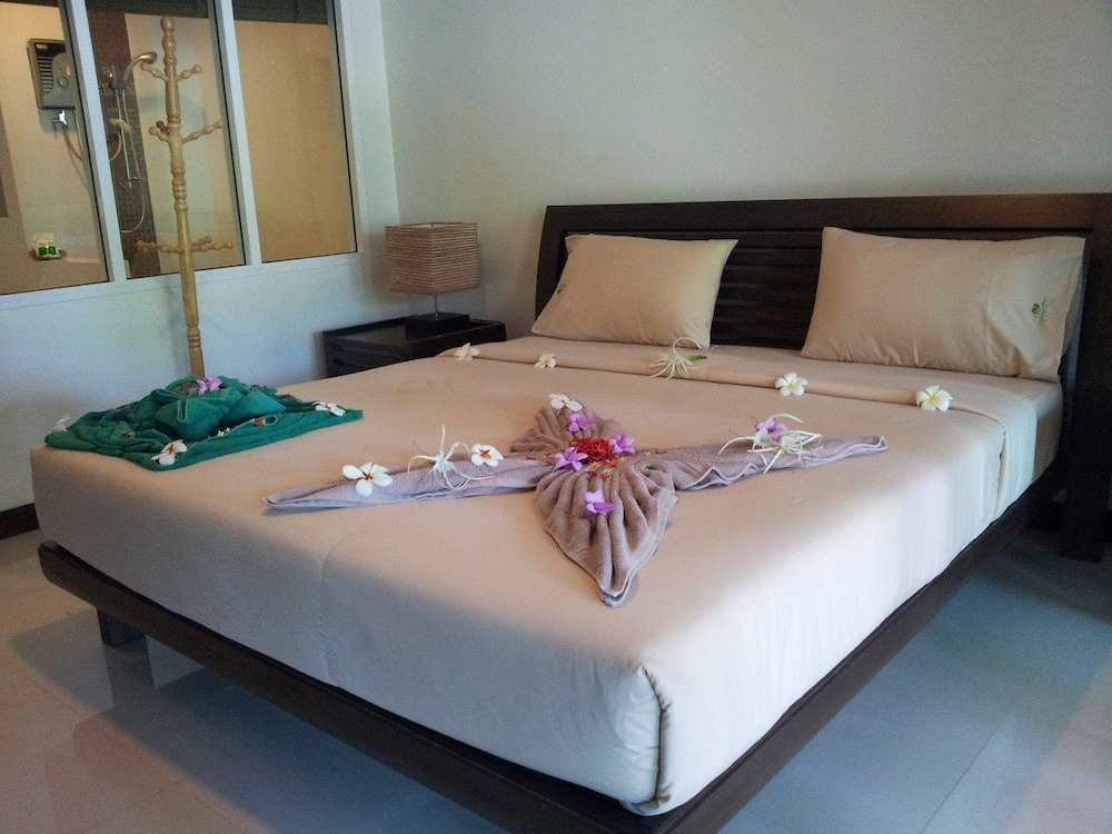 MAKATHANEE RESORT 27/63
