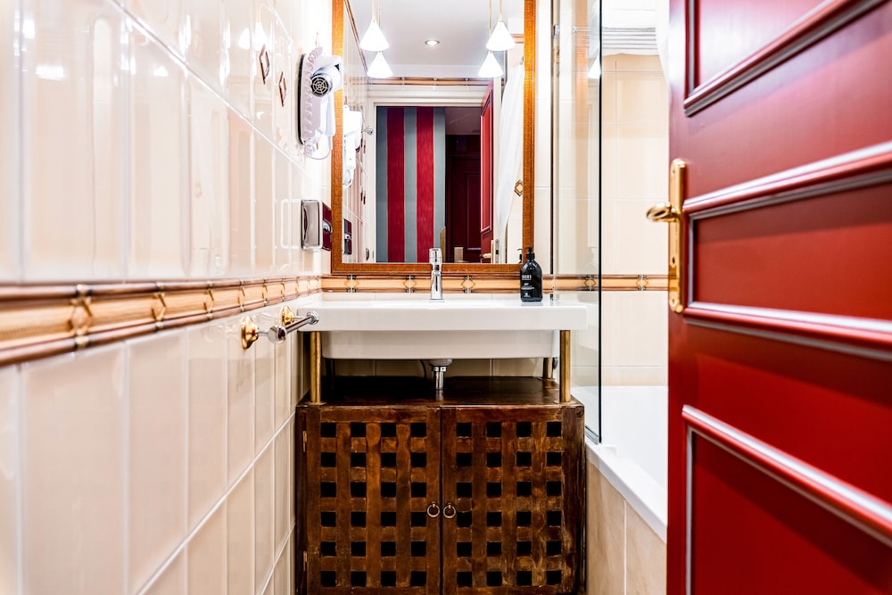 Villa Pantheon Hotel 43/44