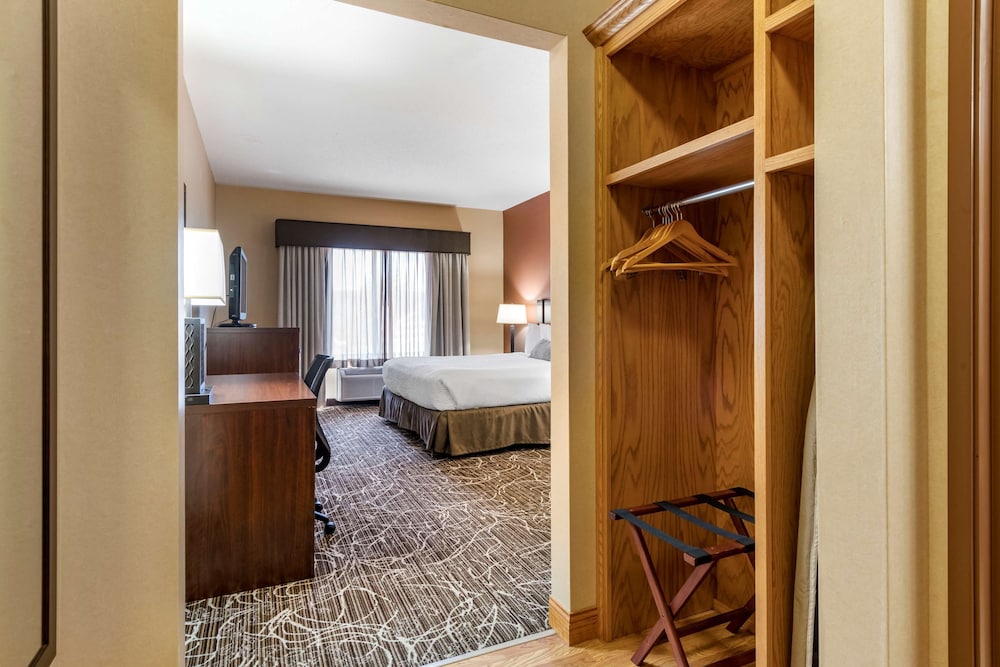 Best Western Plus Chelsea Hotel 11/37