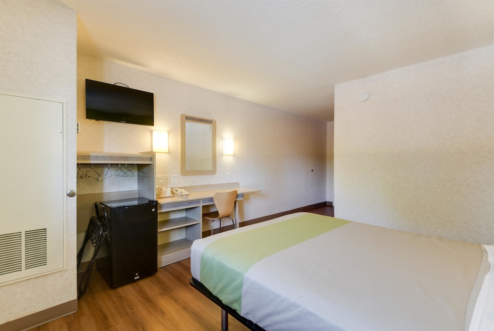 Motel6 Statesville, NC 16/41