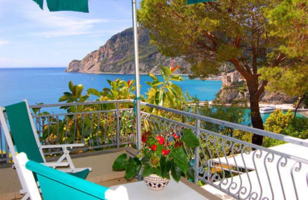 Hotel Porto Roca 32/38