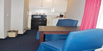Garden Inn Suites 43/55