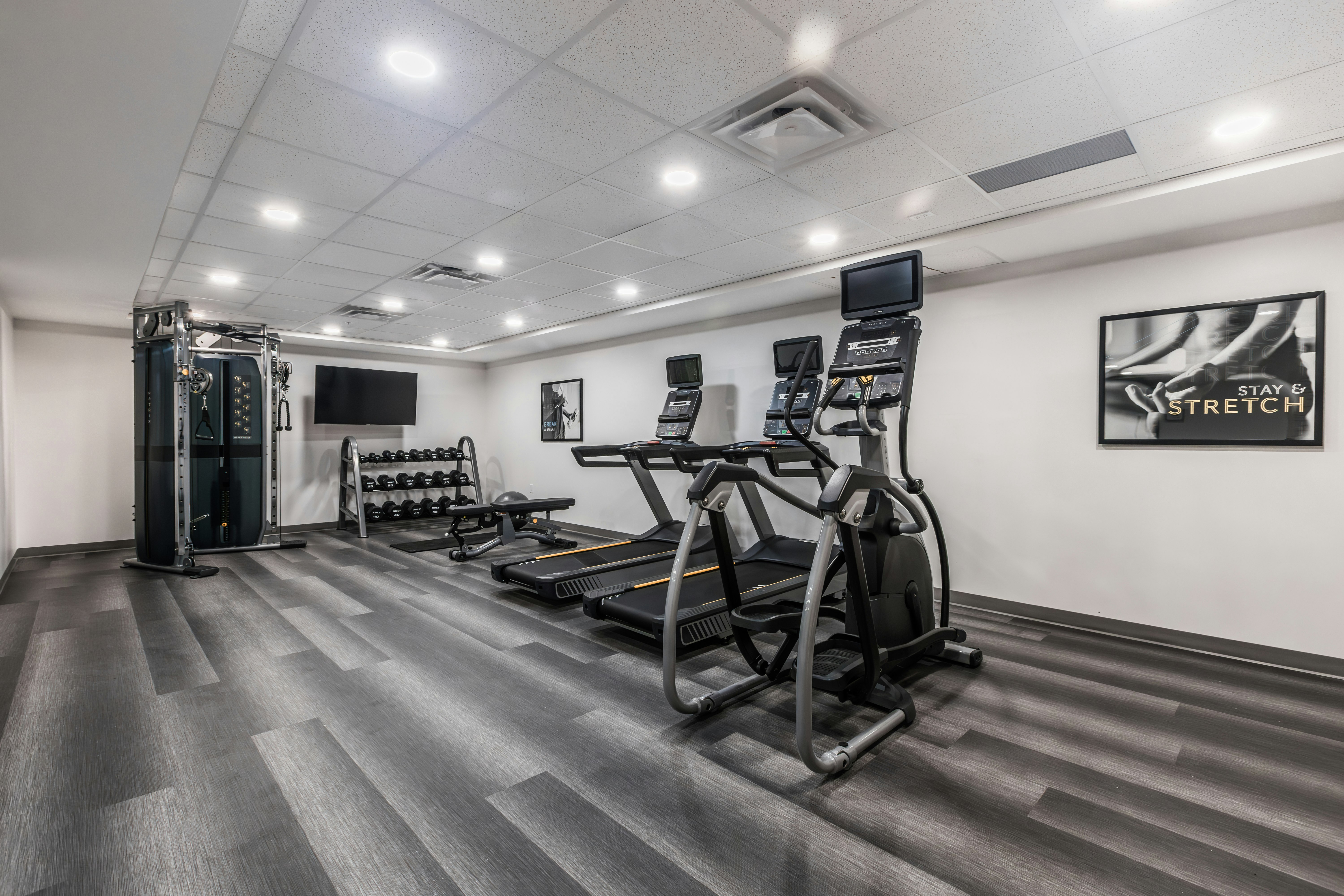 Staybridge Suites Dawson Creek by IHG 24/50