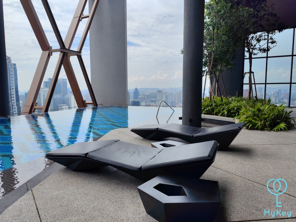 Scarletz Suites KLCC by Mykey Global 40/63