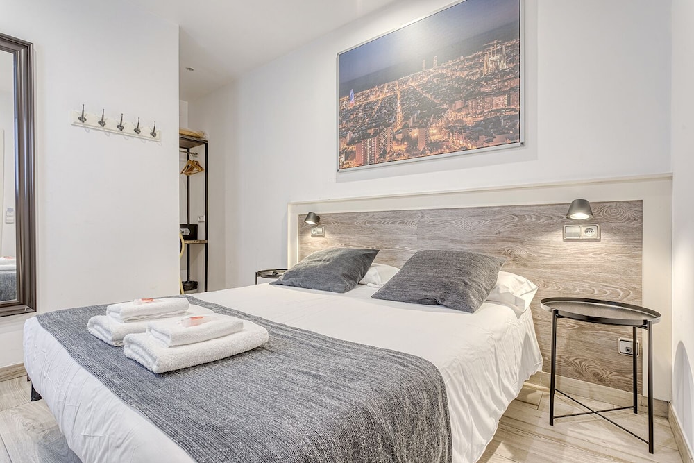 PREMIUM, DOUBLE BED