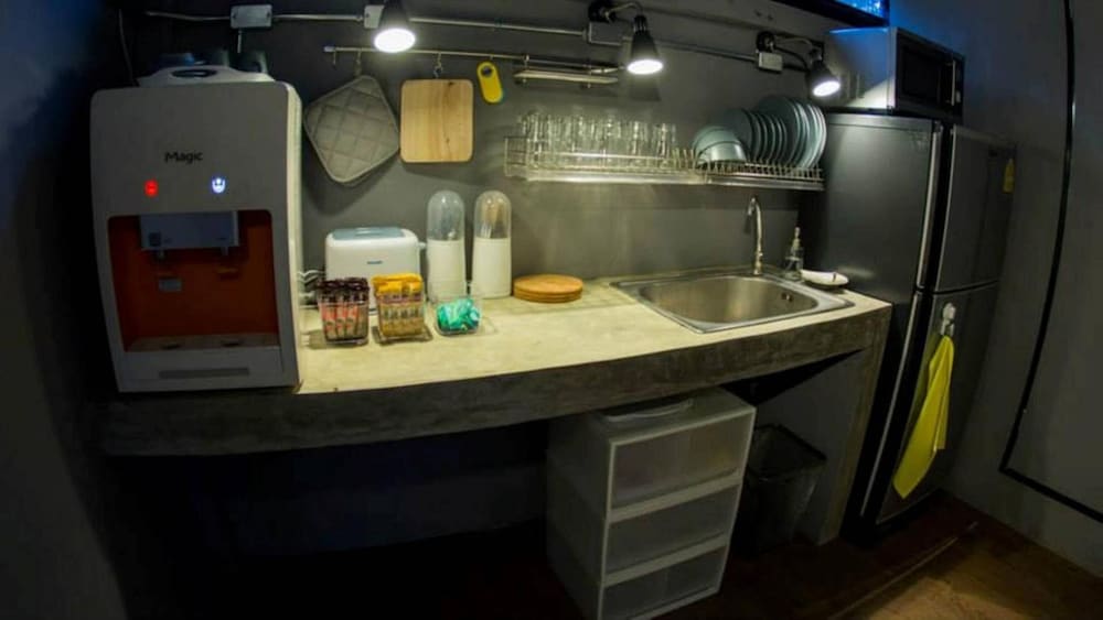 In A Box Hostel 58/65