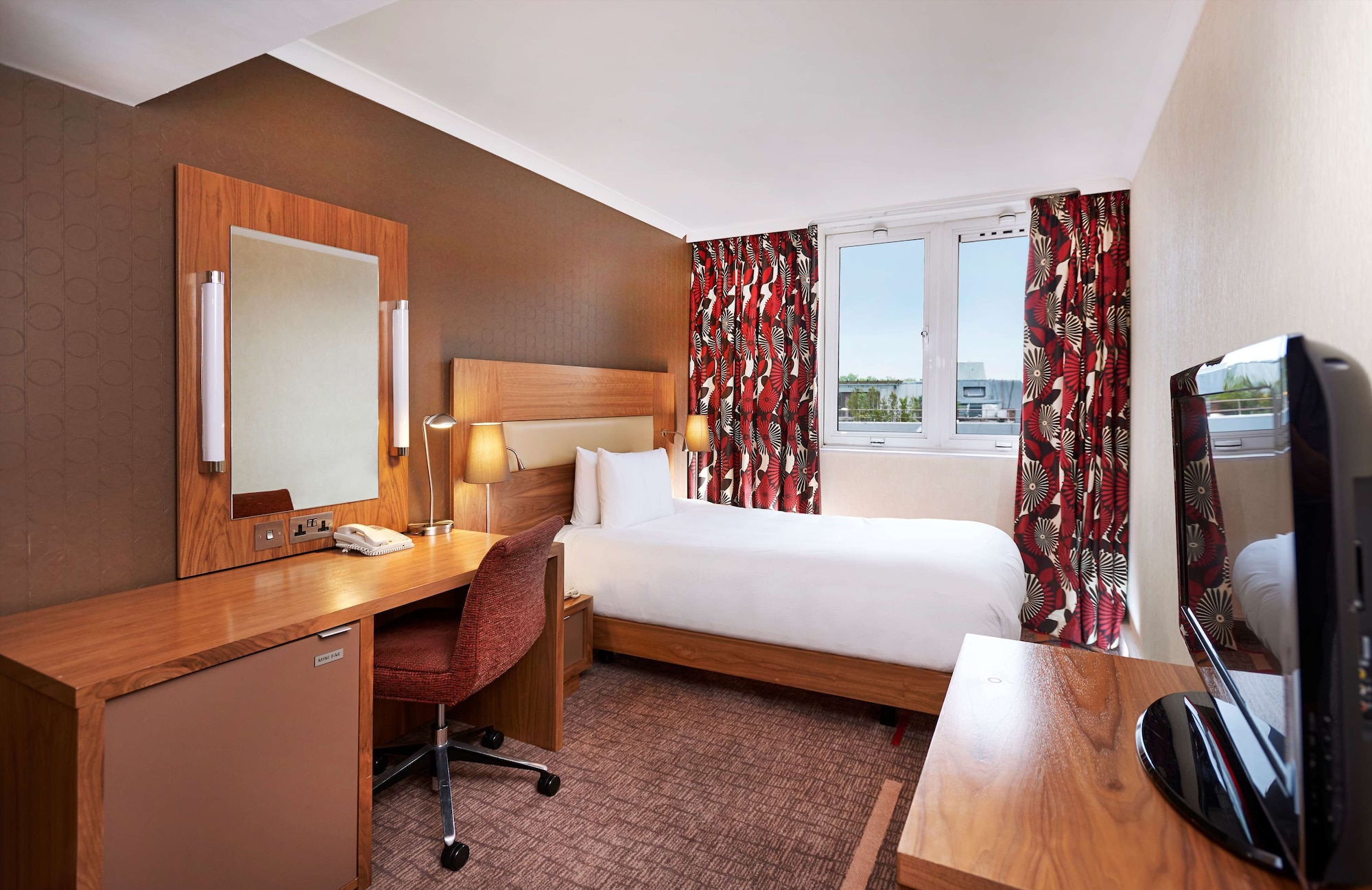 GUEST ROOM, SINGLE