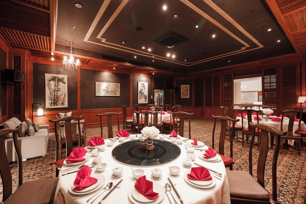 Royal Phuket City Hotel 67/90