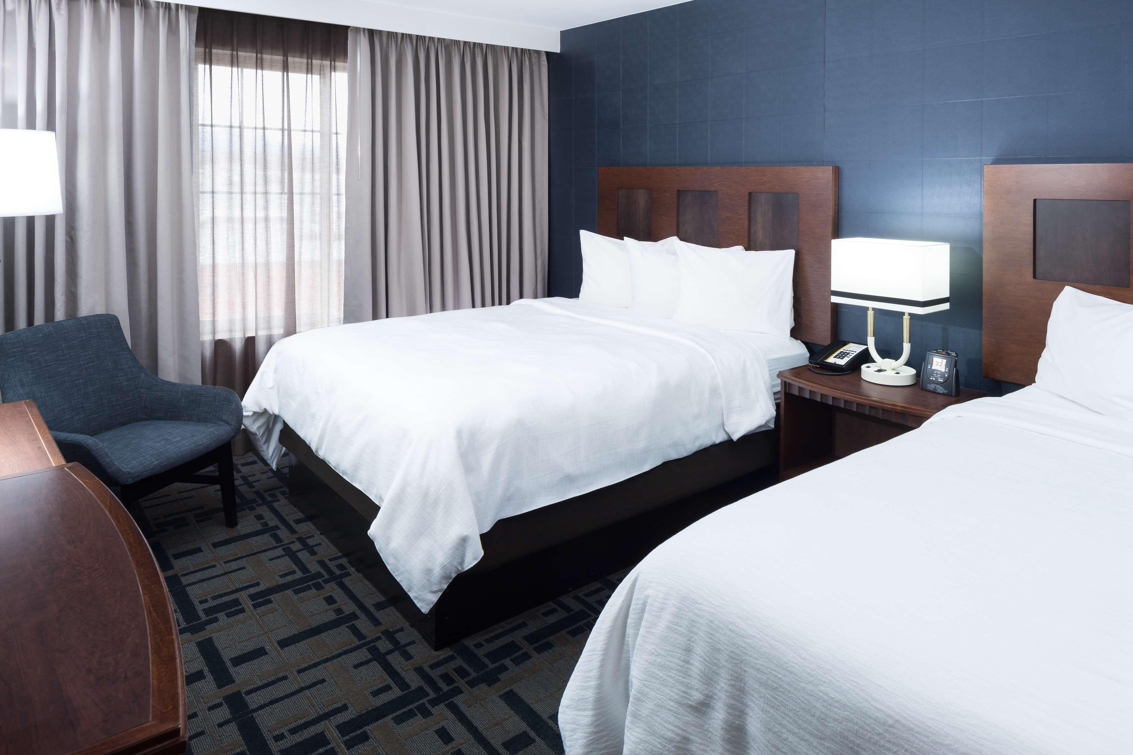 2 BEDROOMS, SUITE, 1 KING AND 2 QUEEN BEDS, 2 BATHROOMS